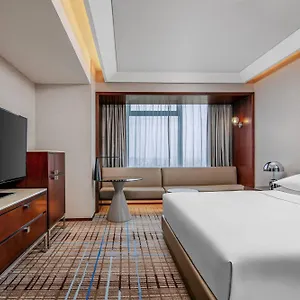 Renaissance Zhongshan Park Hotel